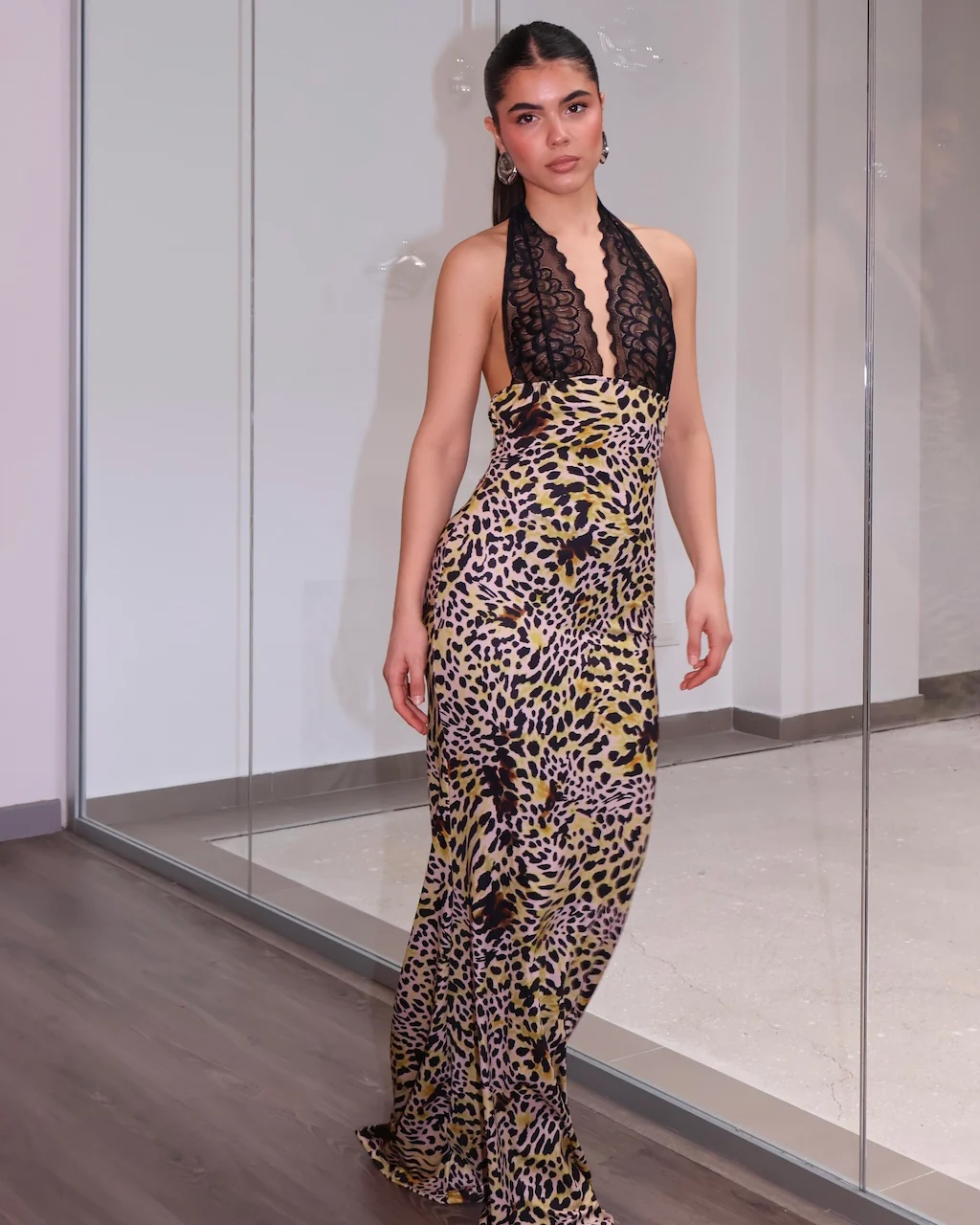 DRESS R&B - Image 4