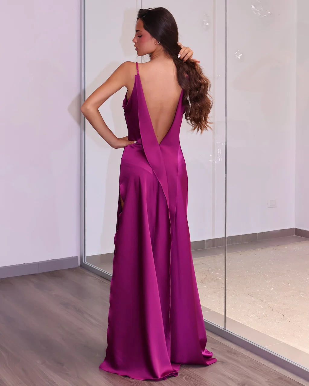 DRESS V. - Image 3